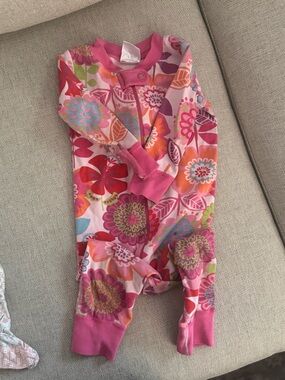 Hannah Andersson Pink Floral Girls' One-Piece Sleeper